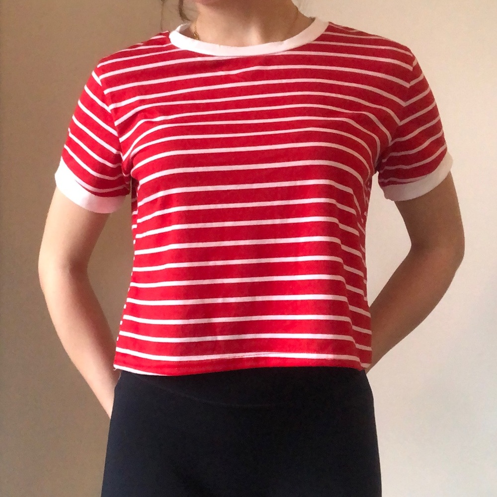 Short sleeve red striped crop top